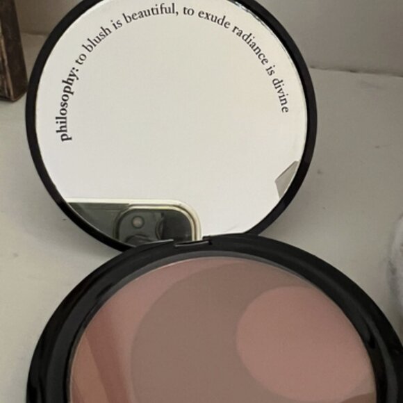 Philosophy Divine Blushing Bronzer Medium Shade New Rare - Picture 5 of 17